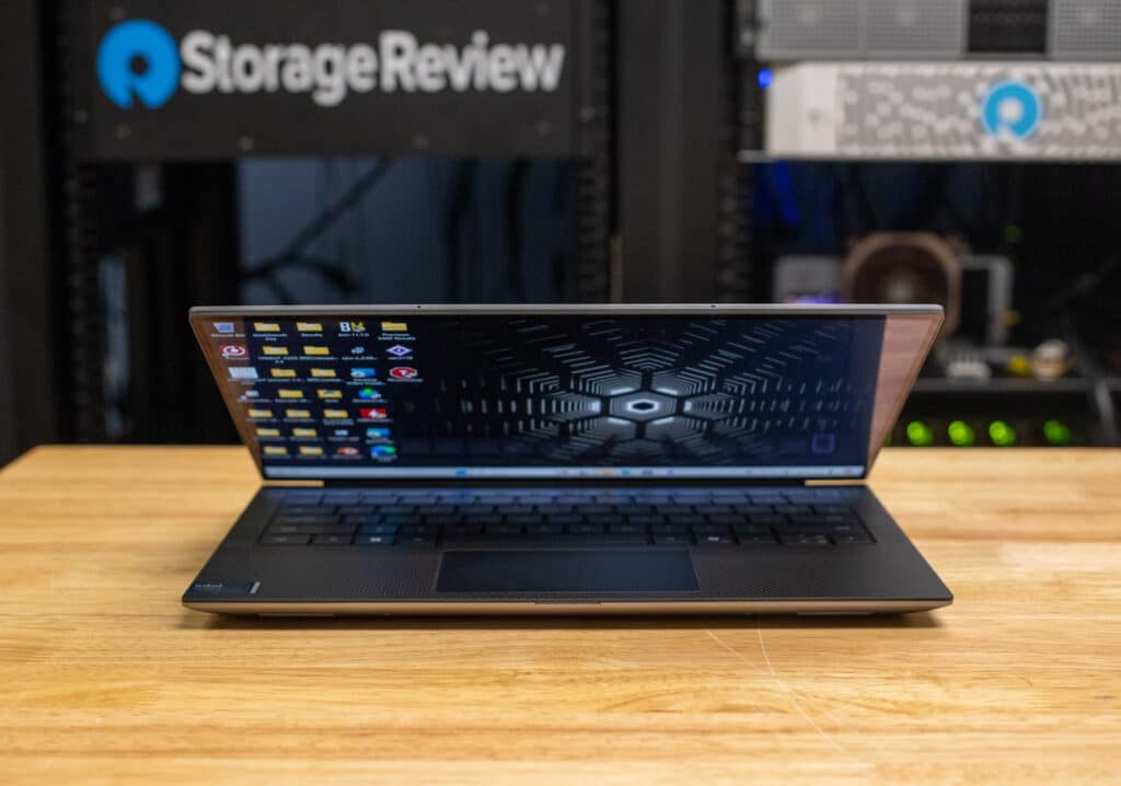 Dell Precision 5490 cover half closed