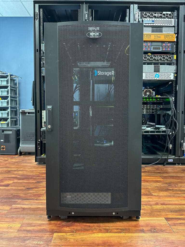 tripp lite SR25UB