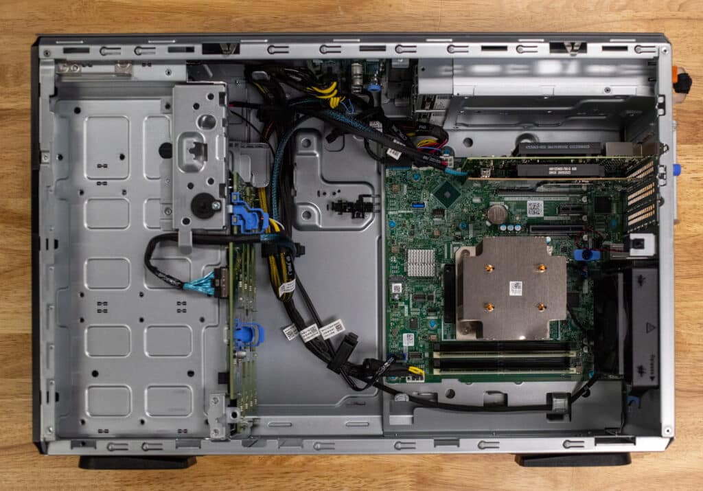 Serveur Dell PowerEdge T360 – Tour Professionnelle, Modèle 3VC2G, Pour Entreprise Et Bureaux