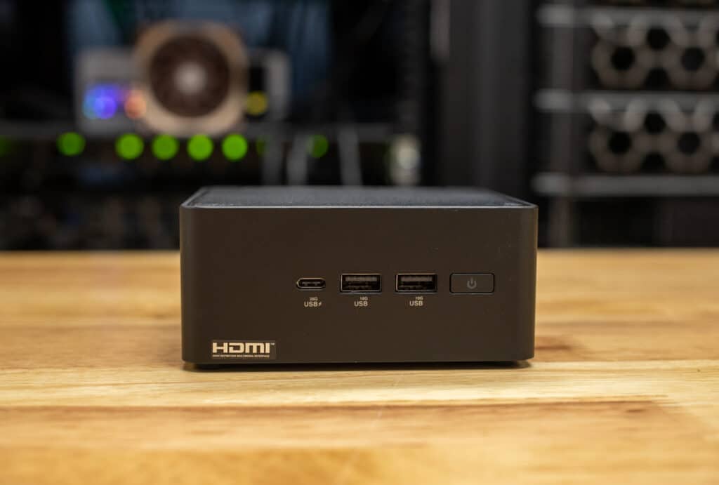 ASUS NUC 14 Pro front panel