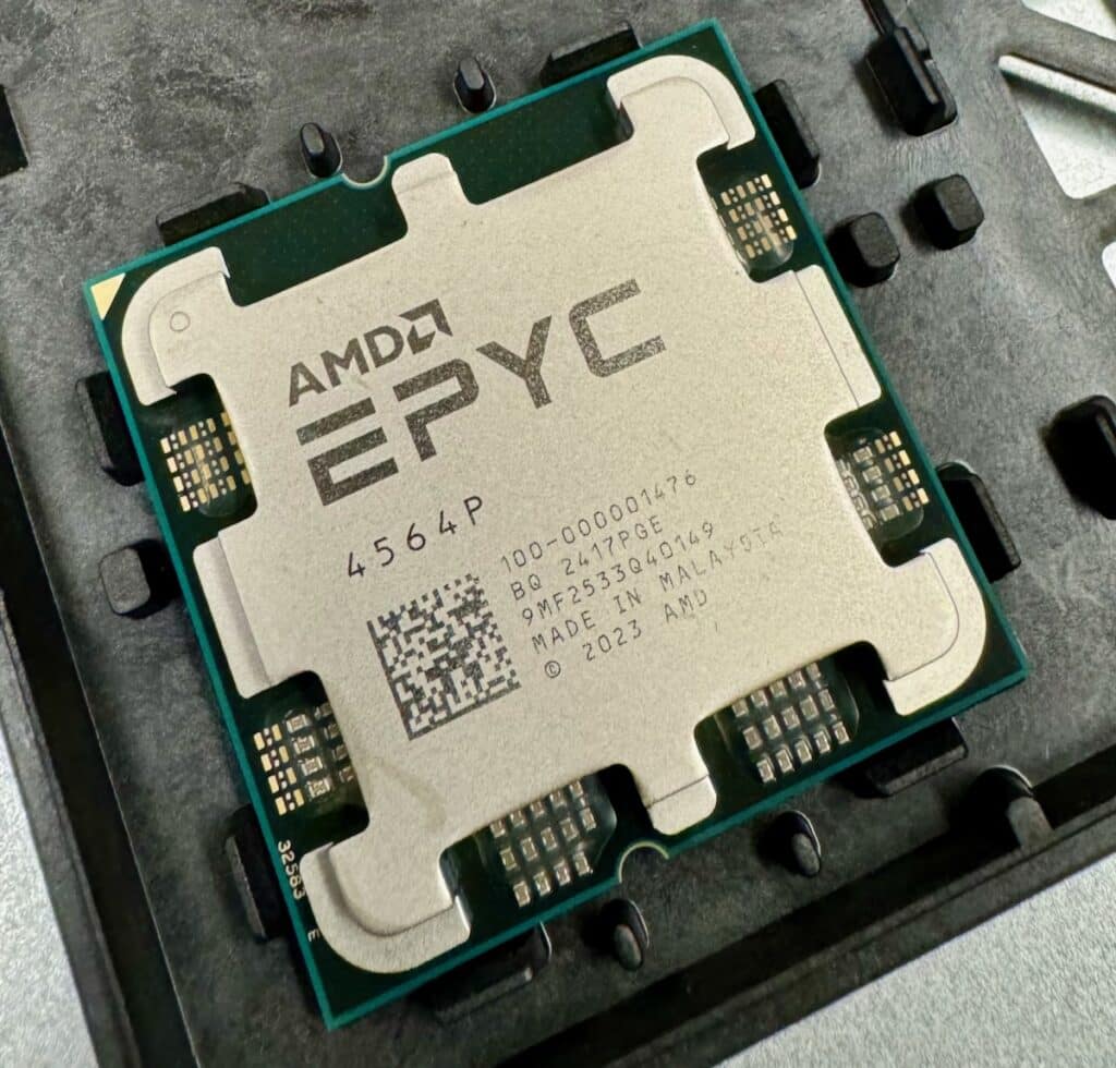 AMD EPYC 4564P