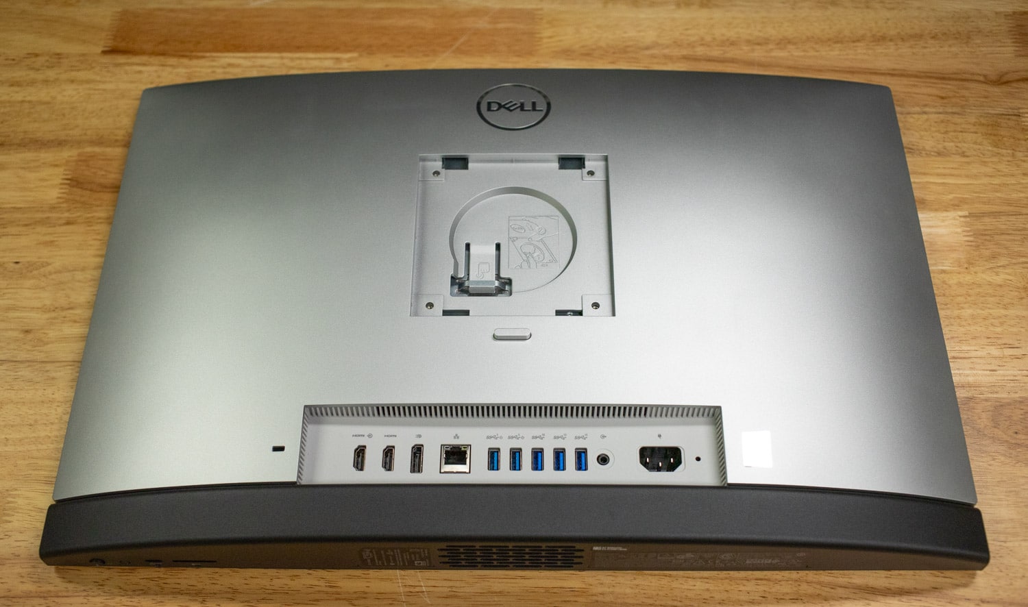 Dell OptiPlex 7420 All-In-One Rear Ports