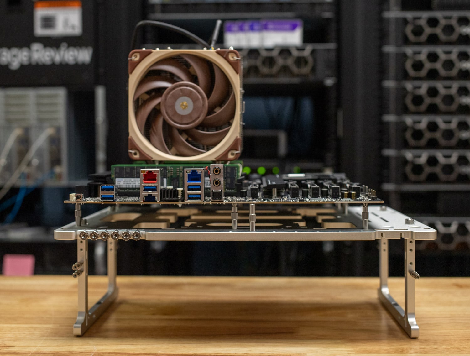 Intel Xeon W7-2595X on board