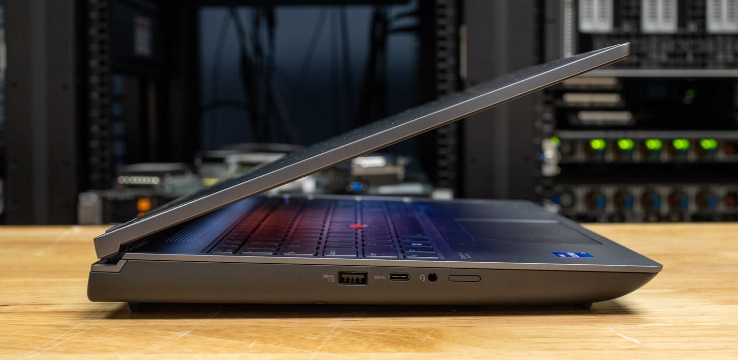 Lenovo ThinkPad P16 Gen 2 Left