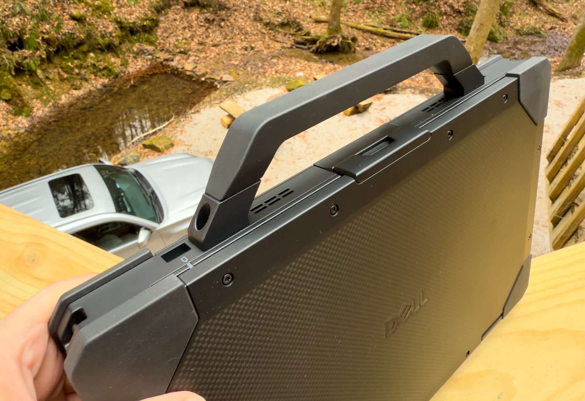 Dell Pro Rugged 14 Carry Handle