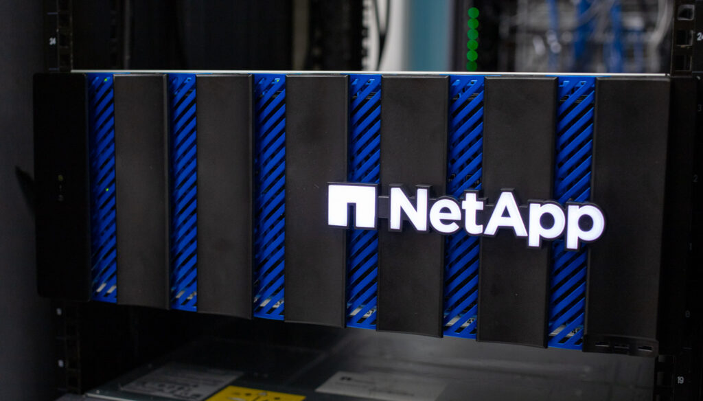 NetApp ASA A90 Bezel Angle
