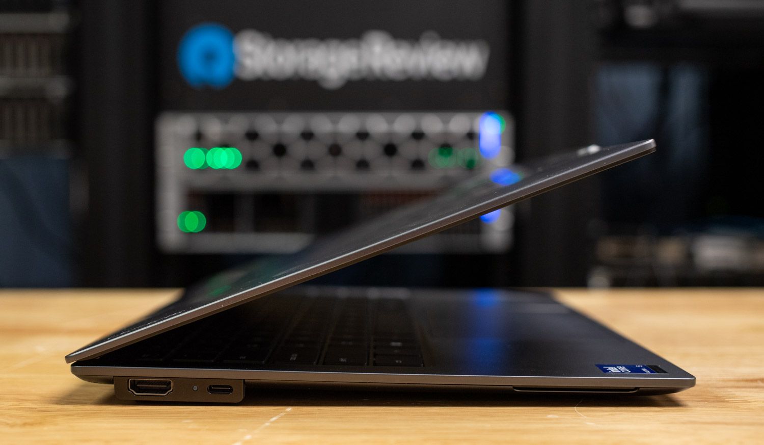 Lenovo ThinkPad X9 14 Aura Edition left