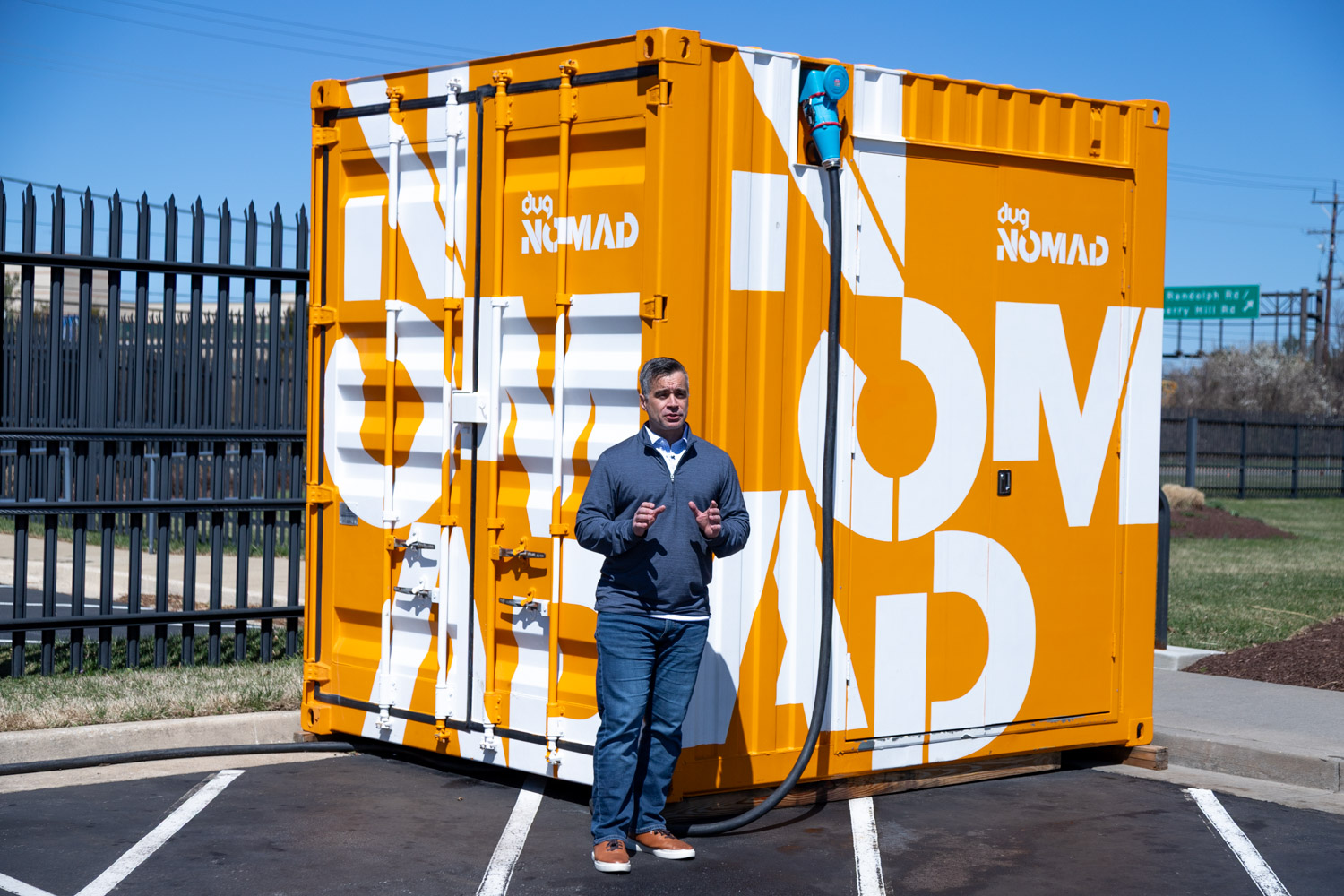 dug nomad mobile data center