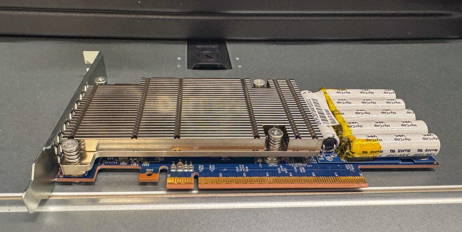 Pliops XDP LightningAI card