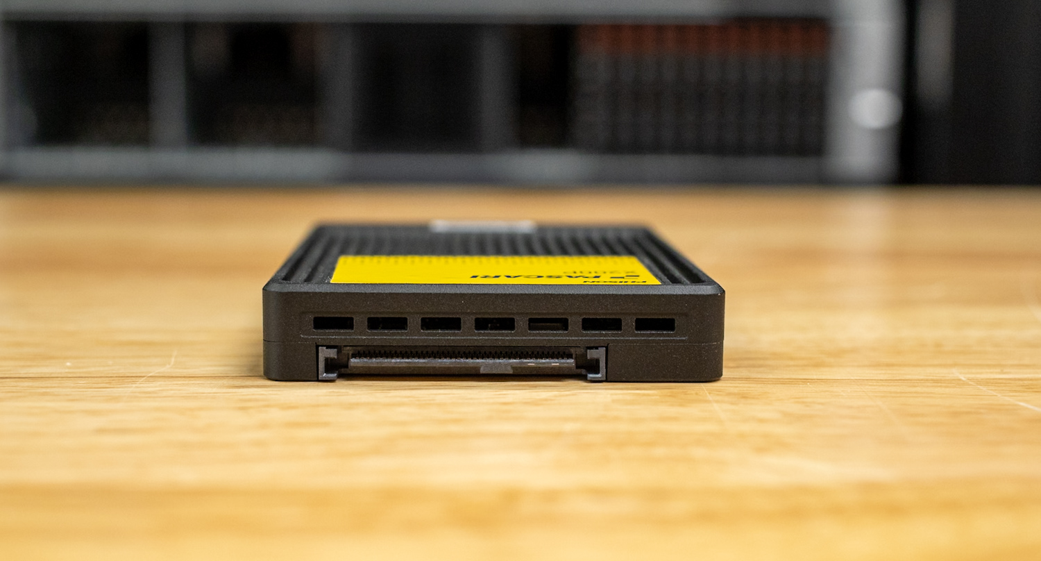 phison pascari x200P port