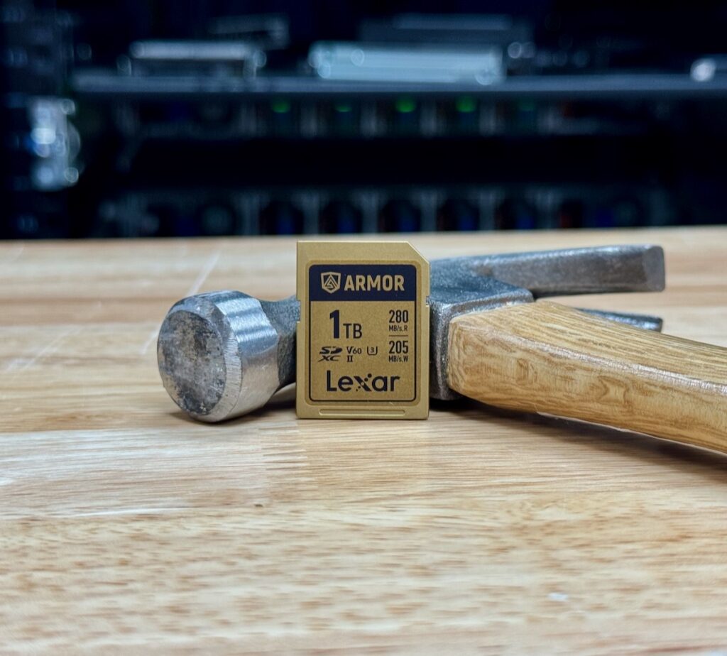 Lexar Armor Gold SDXC UHS-II hammer