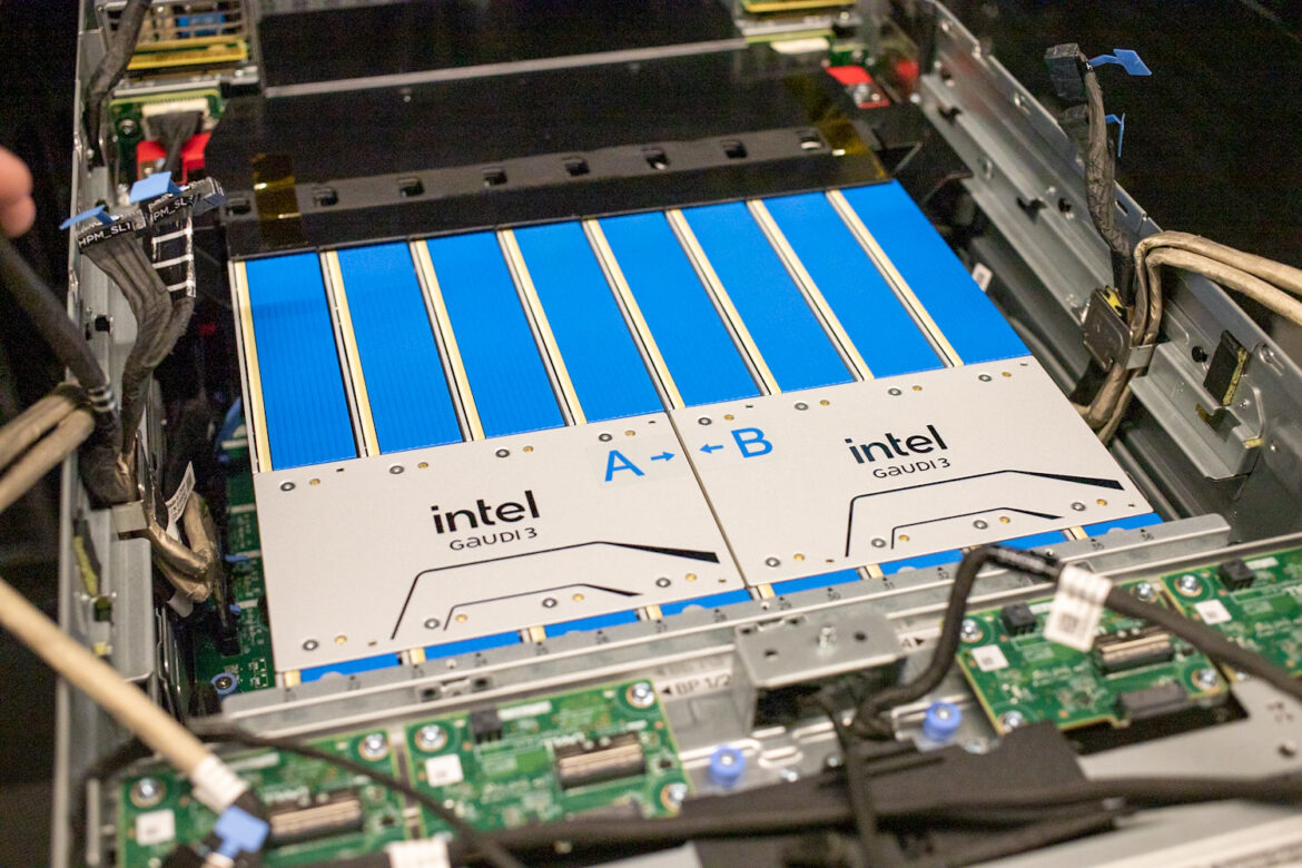 StorageReview-Dell-PowerEdge-XE7740-2