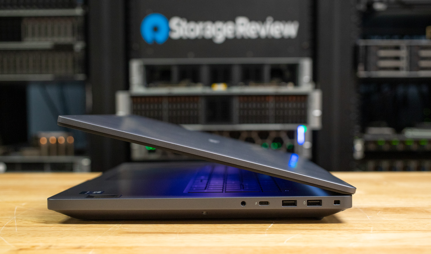 Dell Pro Max 18 Plus right side ports.