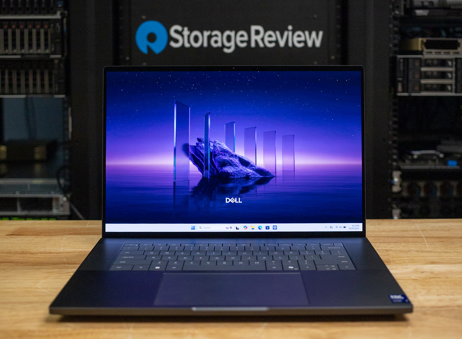 Dell Pro Max 16 Premium Front