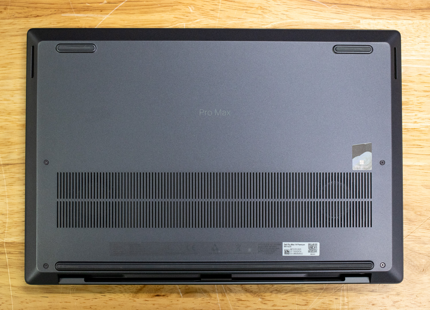 Dell Pro Max 14 Premium Bottom Cover