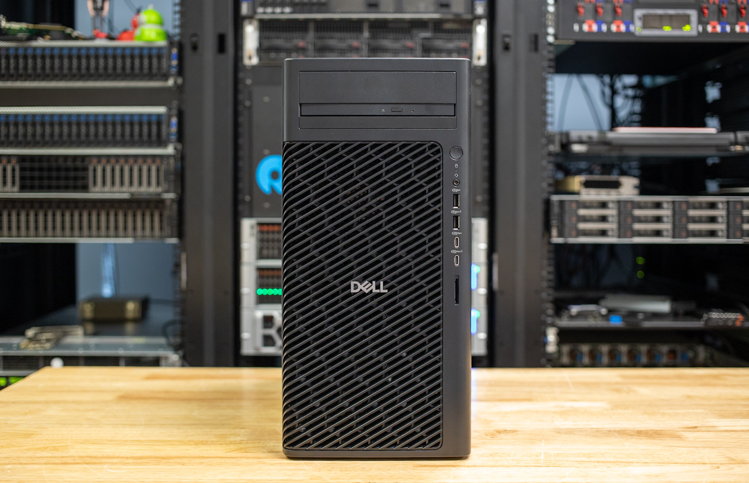 Dell Pro Max Tower T2 front bezel.