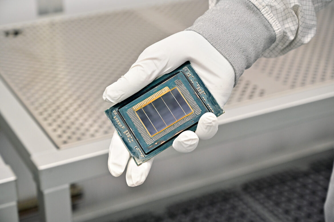 StorageReview-Intel-ITT-2025-5