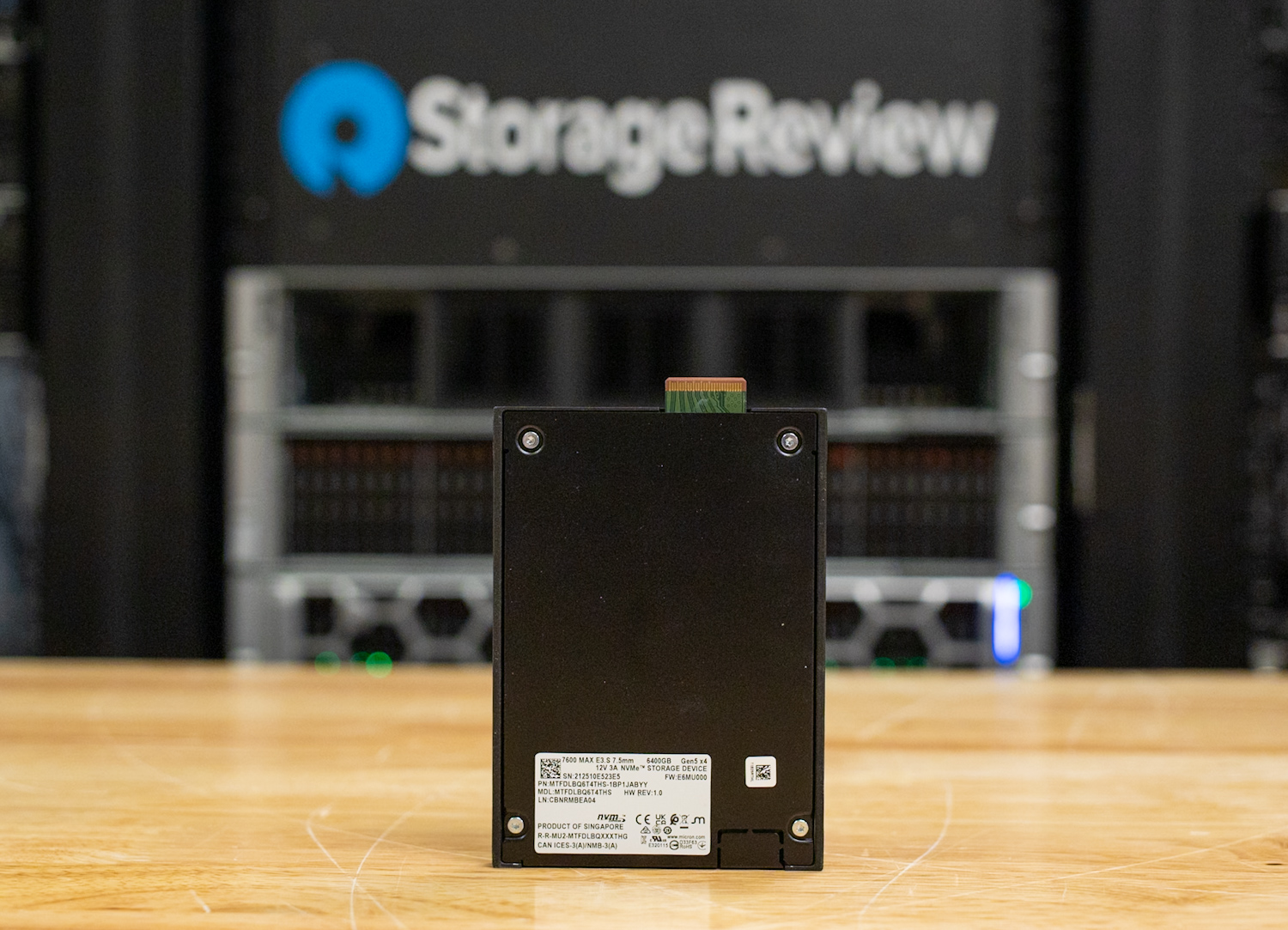 Micron 7600 MAX E3.S bottom.