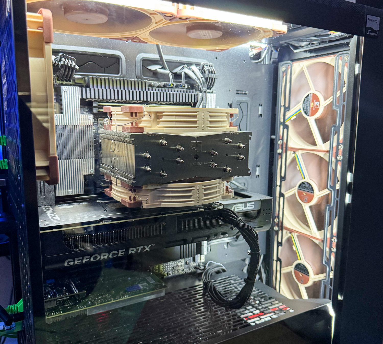 AMD Threadripper workstation with Noctua cooling solution.