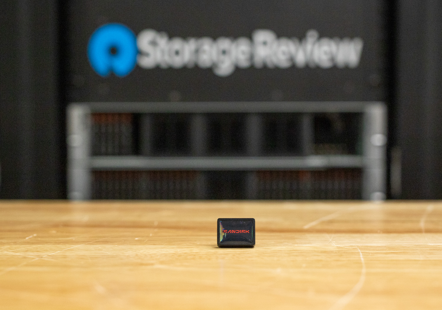 Sandisk Extreme Fit front