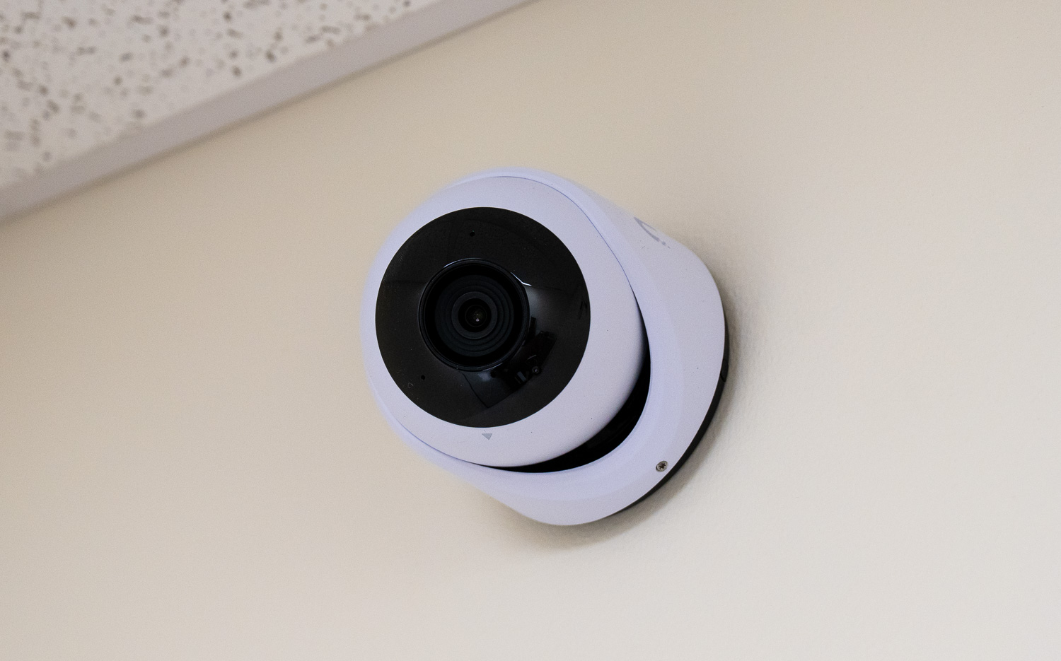 wall mounted ubiquiti g6 turret