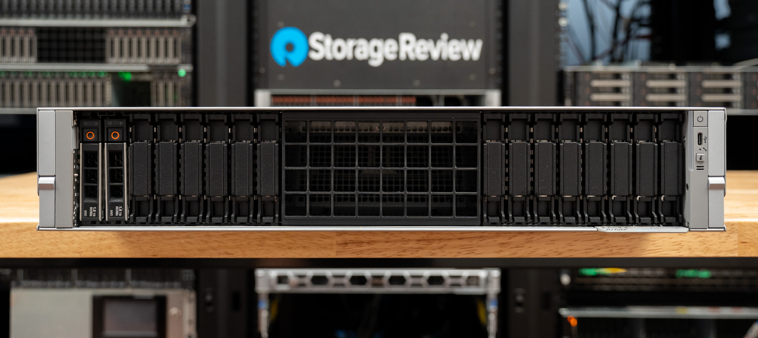 Dell PowerEdge R770AP front storage bays