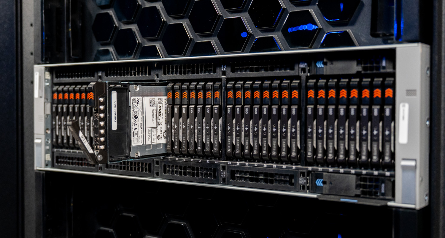 Dell PowerStore 9500 front bays with drive removed