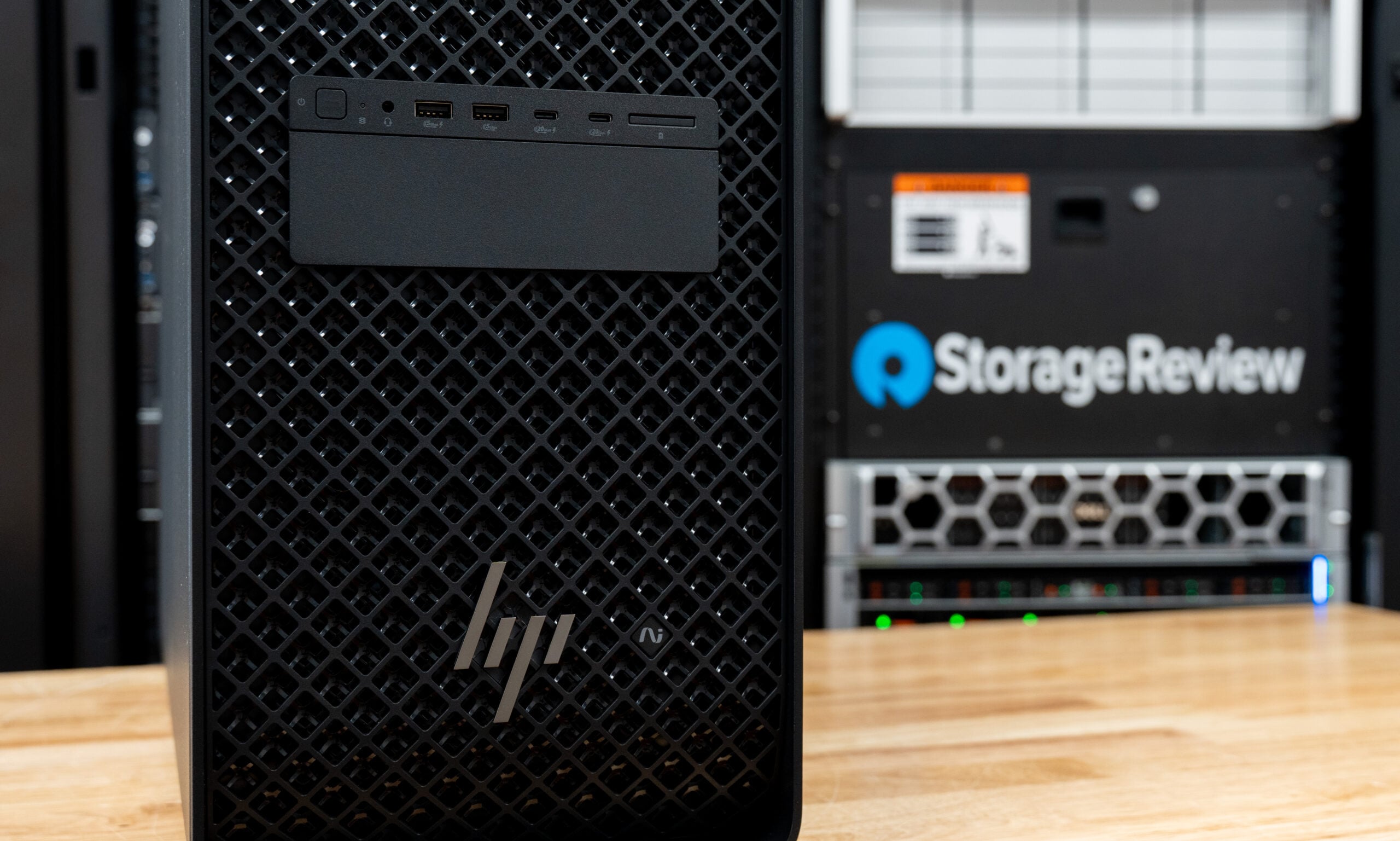 HP Z8 Fury G6i front ports.