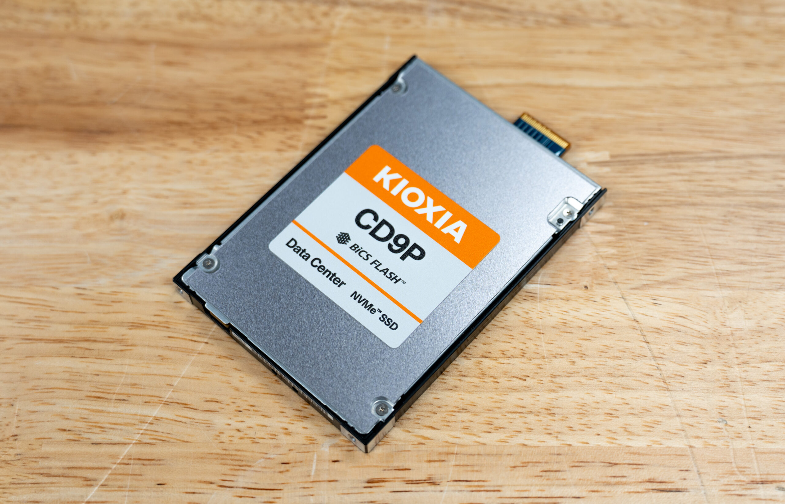 Kioxia CD9P-R Review: Read-Intensive Gen5 Up to 61.44TB