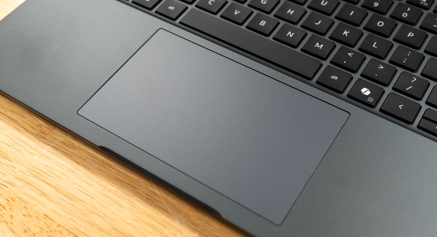 Dell Pro Precision 5 14s AMD trackpad and palm rest with Copilot key