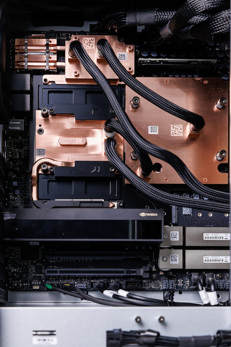 MSI XpertStation WS300 Thermals: Why a 1,300W GB300 Doesn’t Throttle on a Desk
