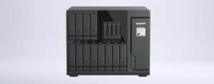 QNAP TVS-hx77AX Brings NFS over RDMA and U.2 NVMe to Desktop ZFS NAS