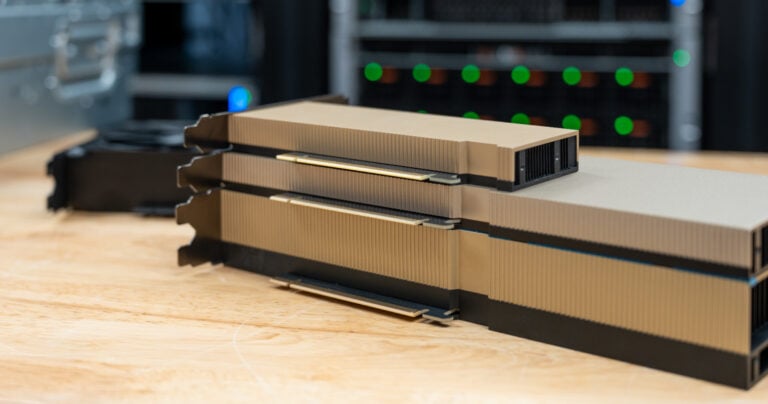 NVIDIA RTX PRO 4500 Blackwell Server Edition Review: L40S Throughput at 165W in a Single Slot
